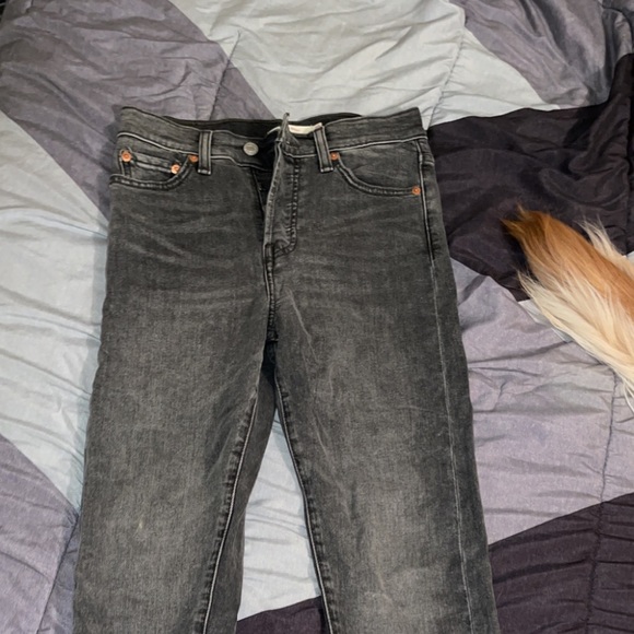Levi Jeans - Picture 3 of 3